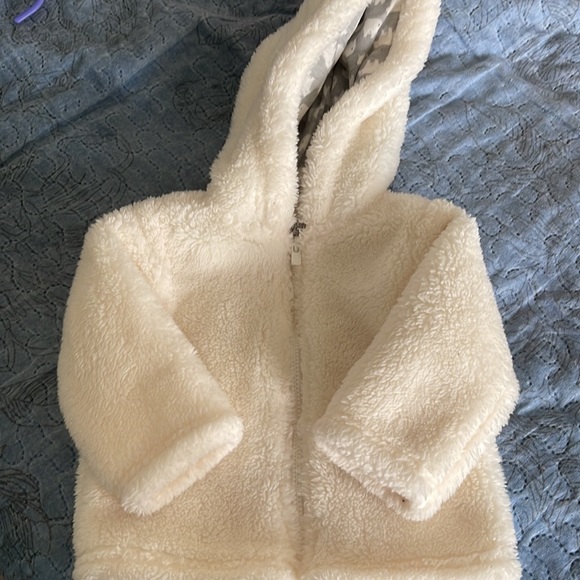 Baby - Picture 2 of 4